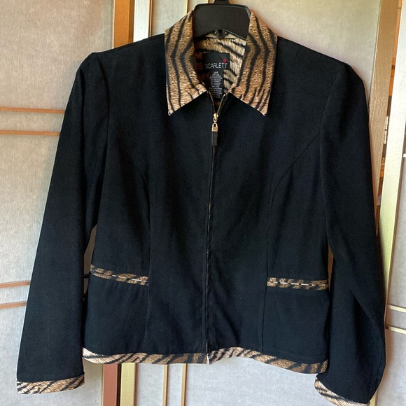 Black zip front jacket with animal print trim, size 12 petite - Picture 1 of 6